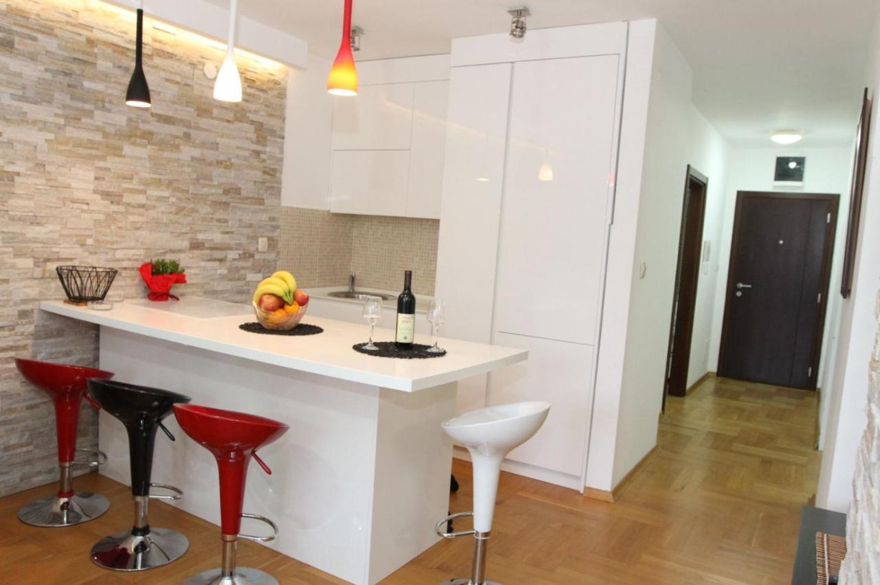 Luxury Apartment Big Blue بودفا المظهر الخارجي الصورة