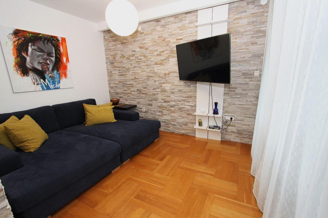 Luxury Apartment Big Blue بودفا المظهر الخارجي الصورة