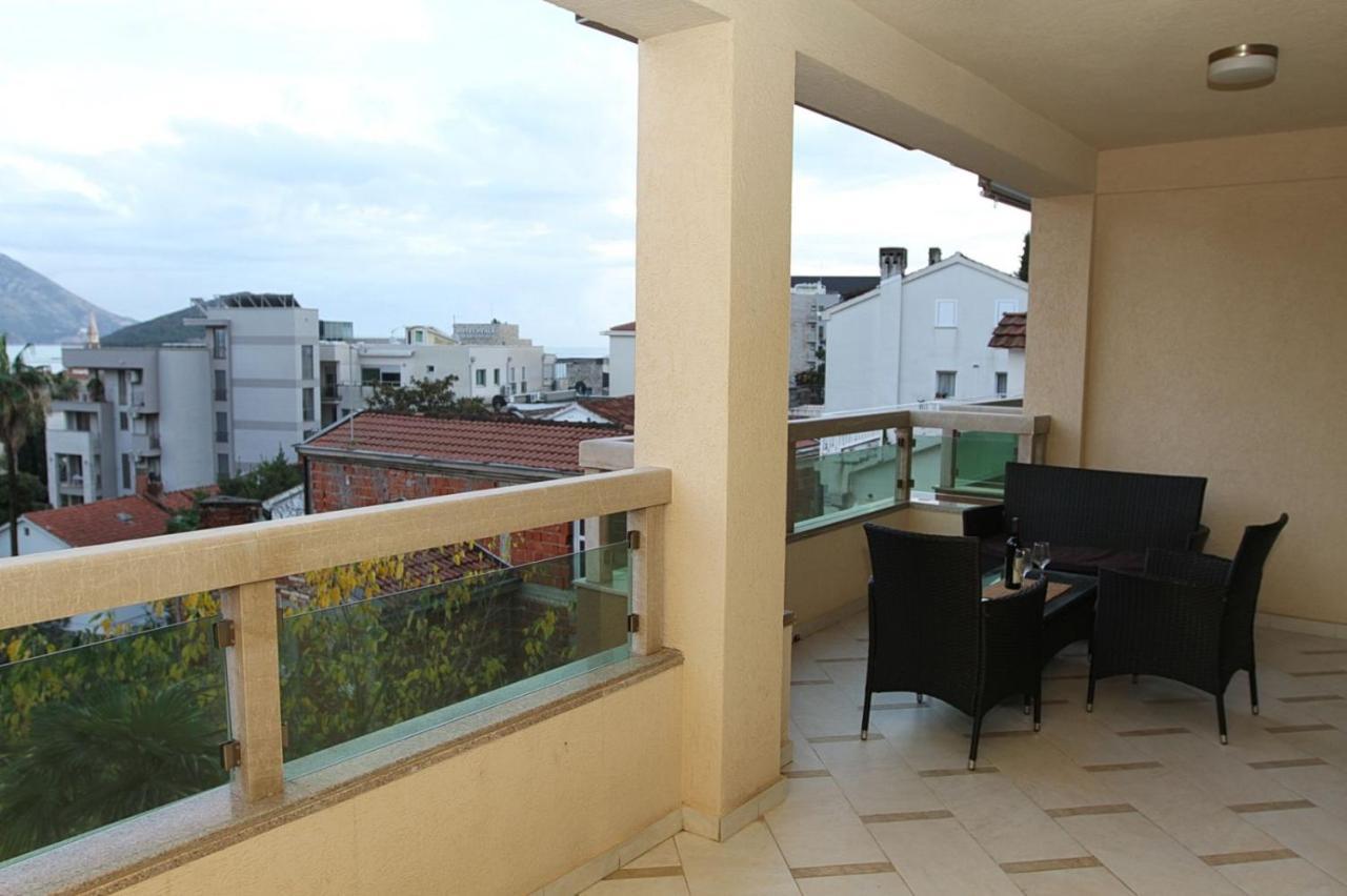 Luxury Apartment Big Blue بودفا المظهر الخارجي الصورة