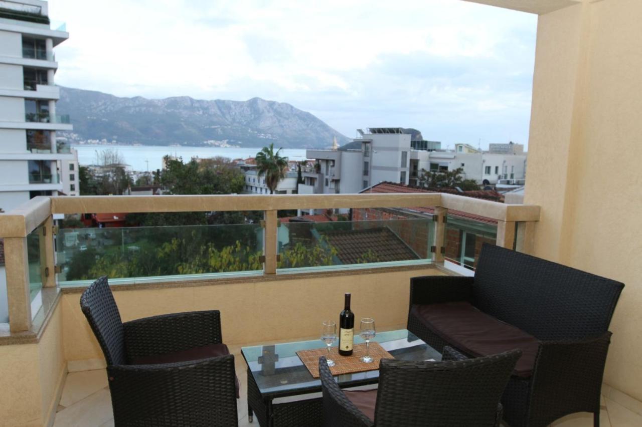 Luxury Apartment Big Blue بودفا المظهر الخارجي الصورة